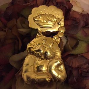 NWOT ADORABLE Gold Cat Brooch/Pin